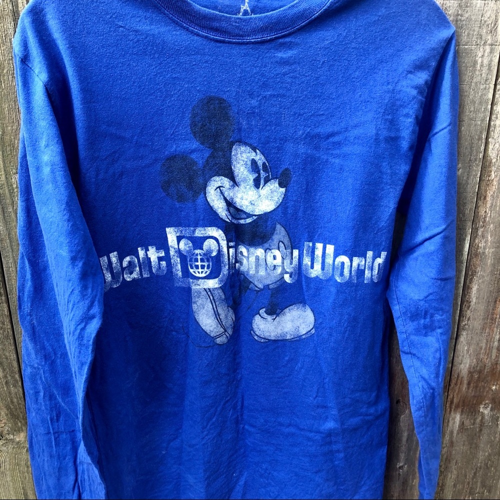 Authentic Disney World long sleeve tee with Mickey